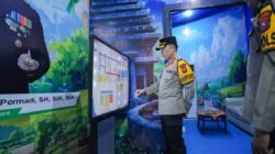 AKBP Afrian Satya Permadi Lakukan Cek Pos Pelayanan Tinjau Panel Data Operasi Langsung 